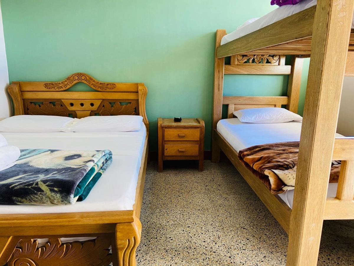 Hotel La Avenida Guatapé Dış mekan fotoğraf