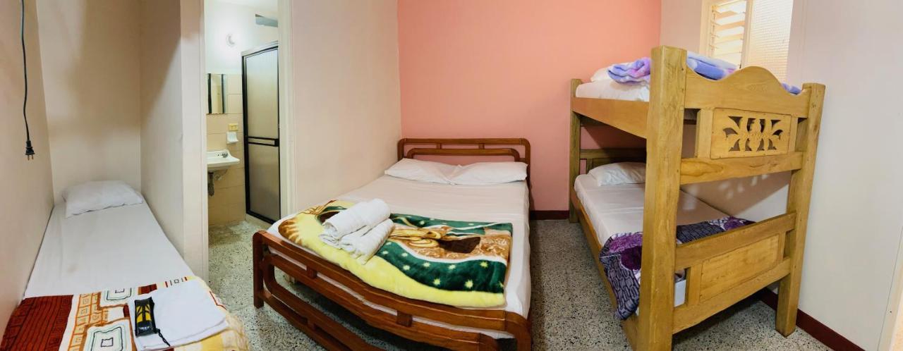 Hotel La Avenida Guatapé Dış mekan fotoğraf